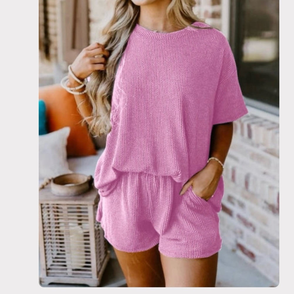 Pink matching lounge set - Picture 1 of 7